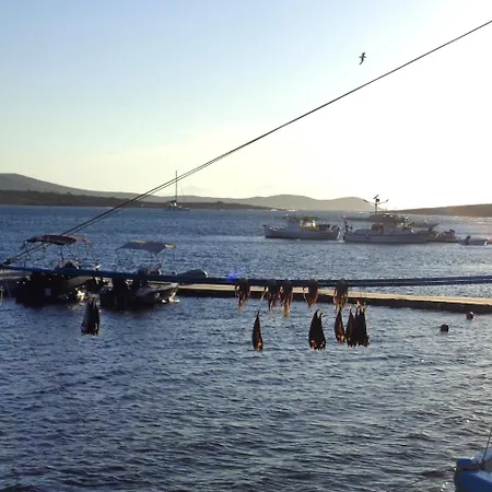 Ploes منزل ريفي Agios Georgios (Antiparos)