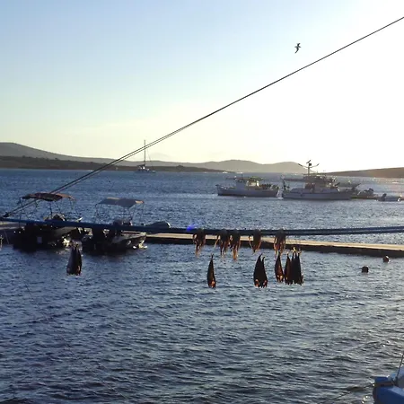 Ploes منزل ريفي Agios Georgios (Antiparos)